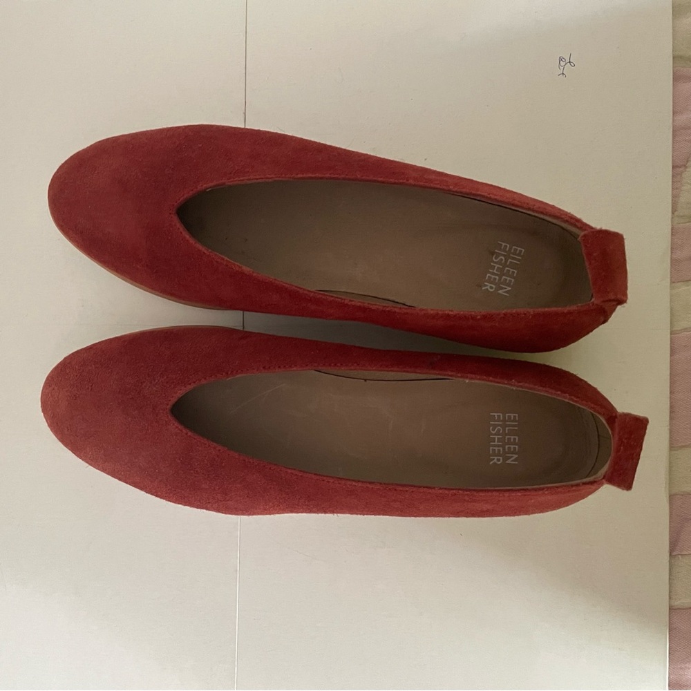 Eileen Fisher Women's Red Suede Flats Size 8.5